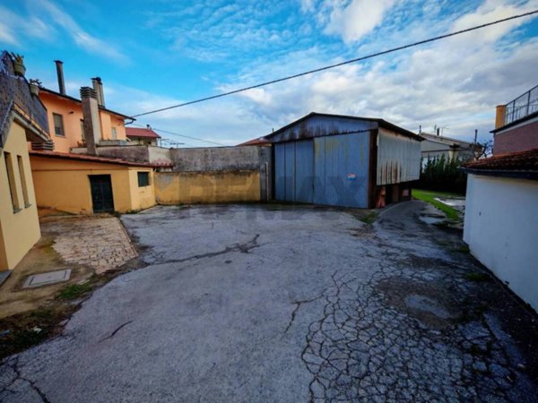 ufficio in vendita a Recanati