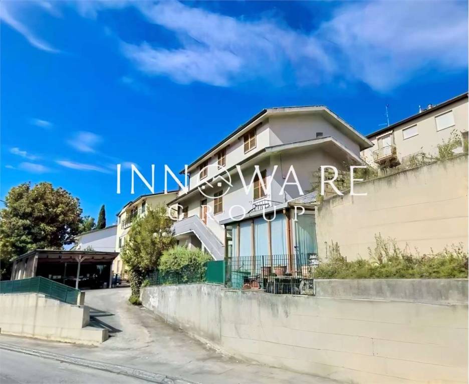 appartamento in vendita a Recanati in zona Le Grazie