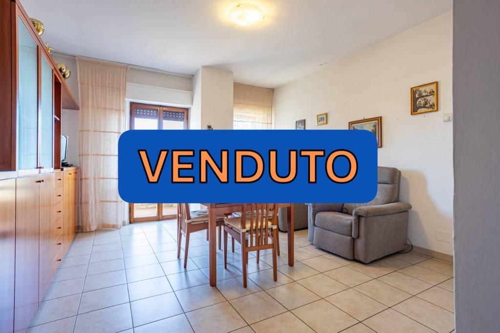 appartamento in vendita a Recanati in zona Santa Lucia