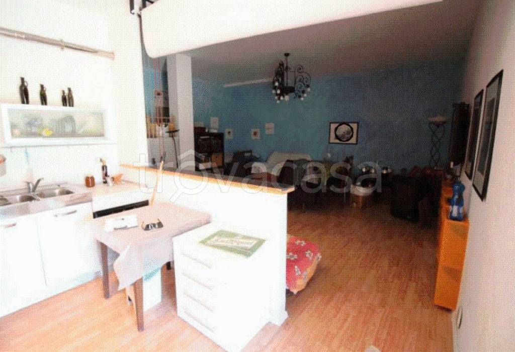 negozio in vendita a Recanati