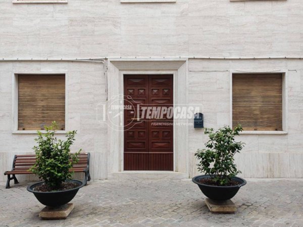 appartamento in vendita a Recanati in zona Santa Lucia