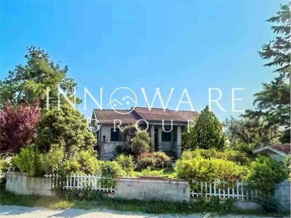 casa indipendente in vendita a Recanati