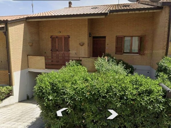 casa indipendente in vendita a Recanati