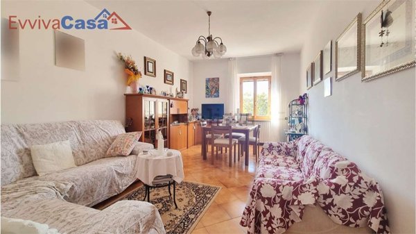 appartamento in vendita a Recanati in zona Santa Lucia