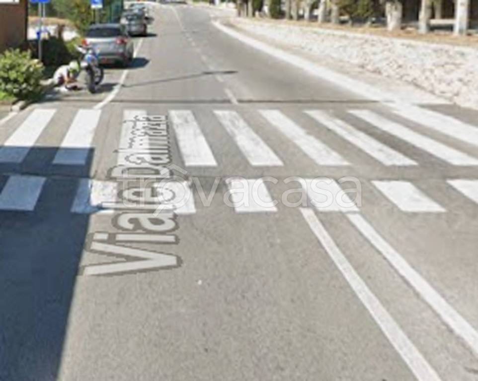 locale di sgombero in vendita a Recanati