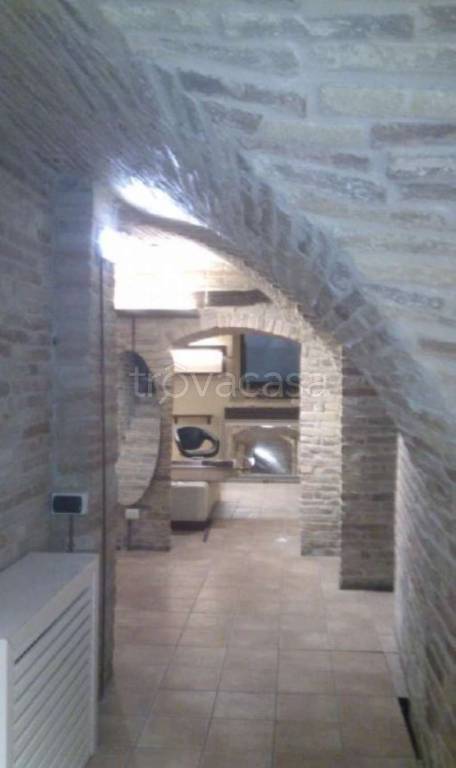 negozio in vendita a Recanati