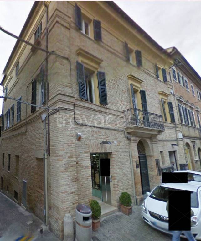 ufficio in vendita a Recanati