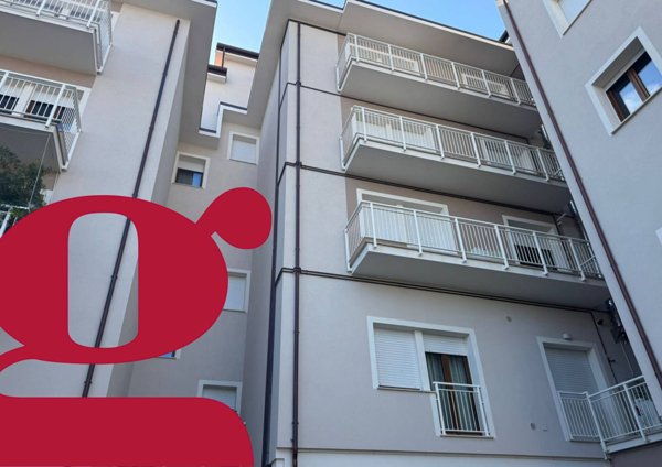 appartamento in vendita a Recanati in zona Santa Lucia