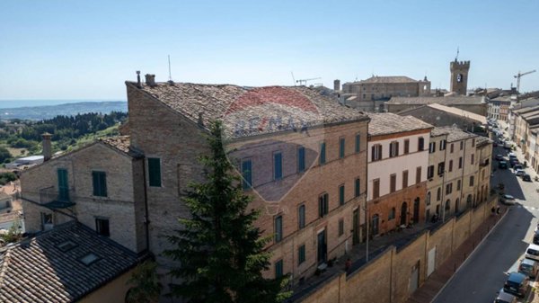 appartamento in vendita a Recanati in zona Castelnuovo