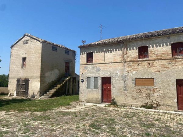 casa indipendente in vendita a Recanati