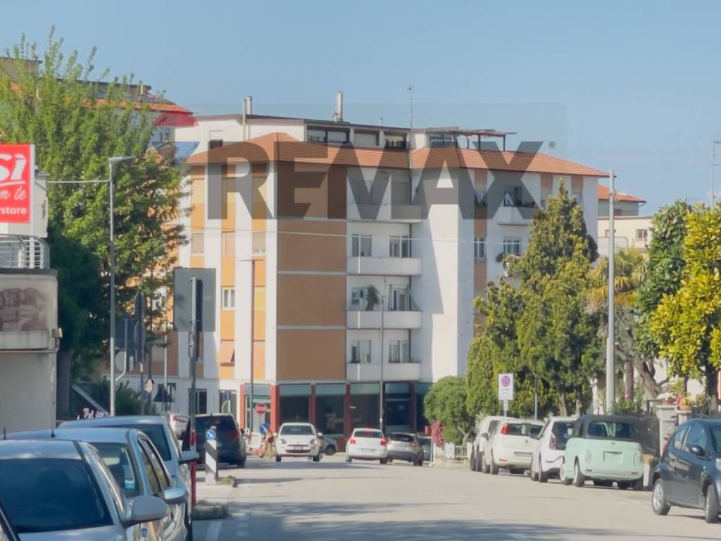 appartamento in vendita a Recanati in zona Santa Lucia