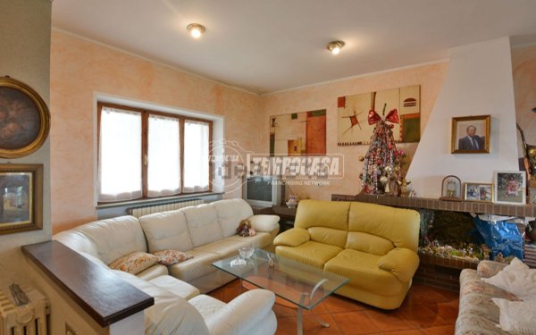 casa indipendente in vendita a Recanati