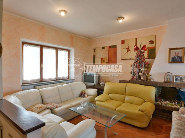 casa indipendente in vendita a Recanati