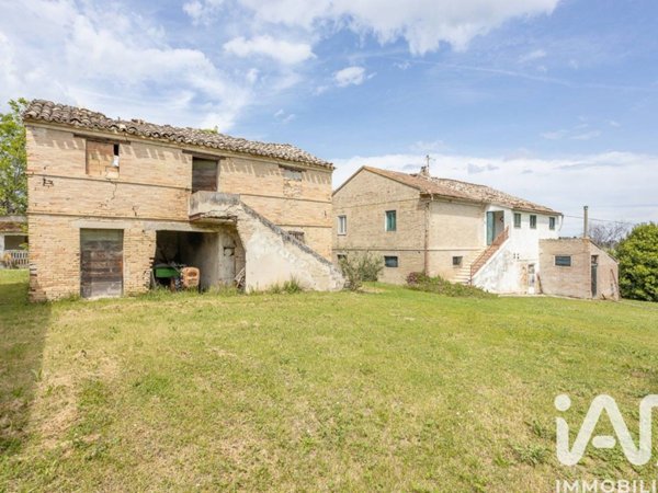 casa indipendente in vendita a Recanati