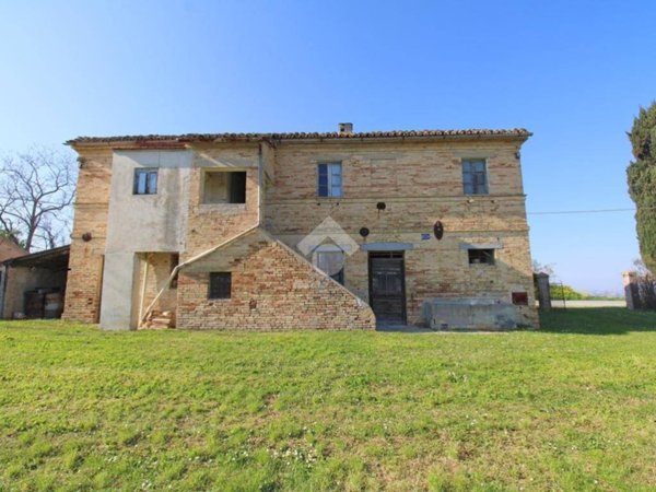 casale in vendita a Recanati