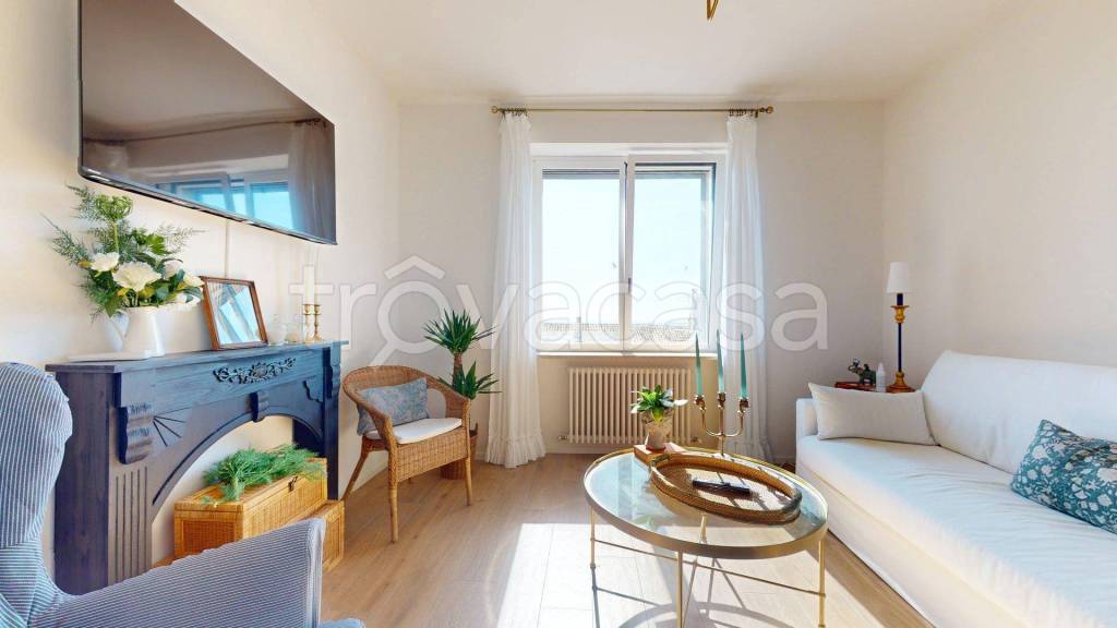 casa indipendente in vendita a Recanati