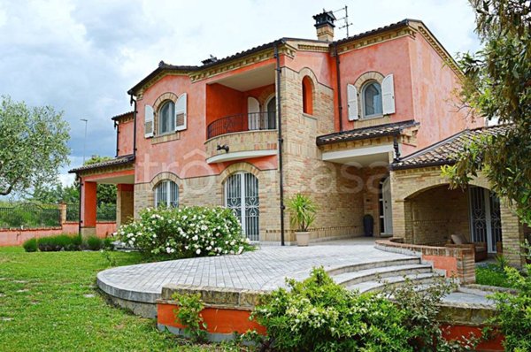 appartamento in vendita a Recanati in zona Bagnolo