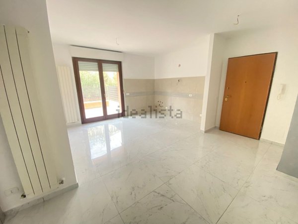 appartamento in vendita a Recanati in zona Santa Lucia