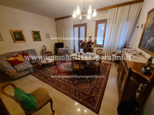 appartamento in vendita a Recanati in zona Santa Lucia
