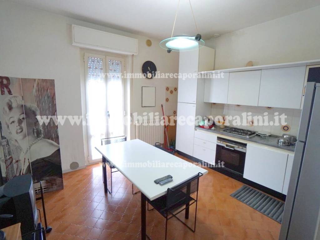appartamento in vendita a Recanati in zona Fontenoce