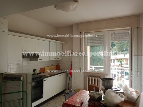 appartamento in vendita a Recanati in zona Santa Lucia