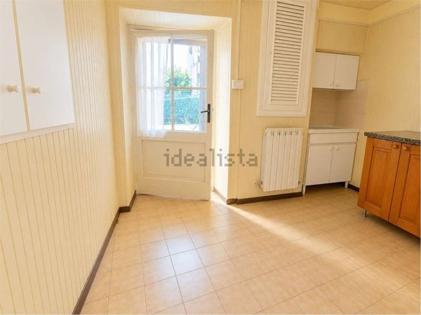 casa indipendente in vendita a Recanati