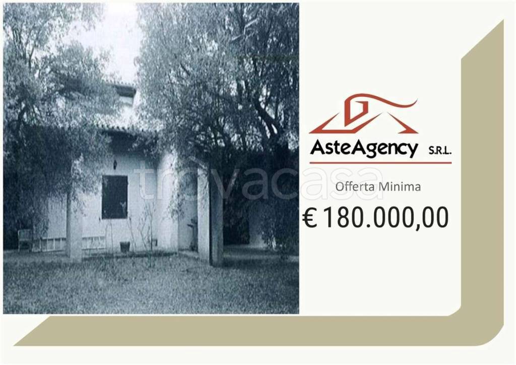 appartamento in vendita a Recanati in zona Chiarino