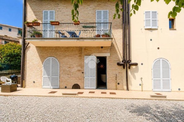 appartamento in vendita a Recanati in zona Santa Lucia