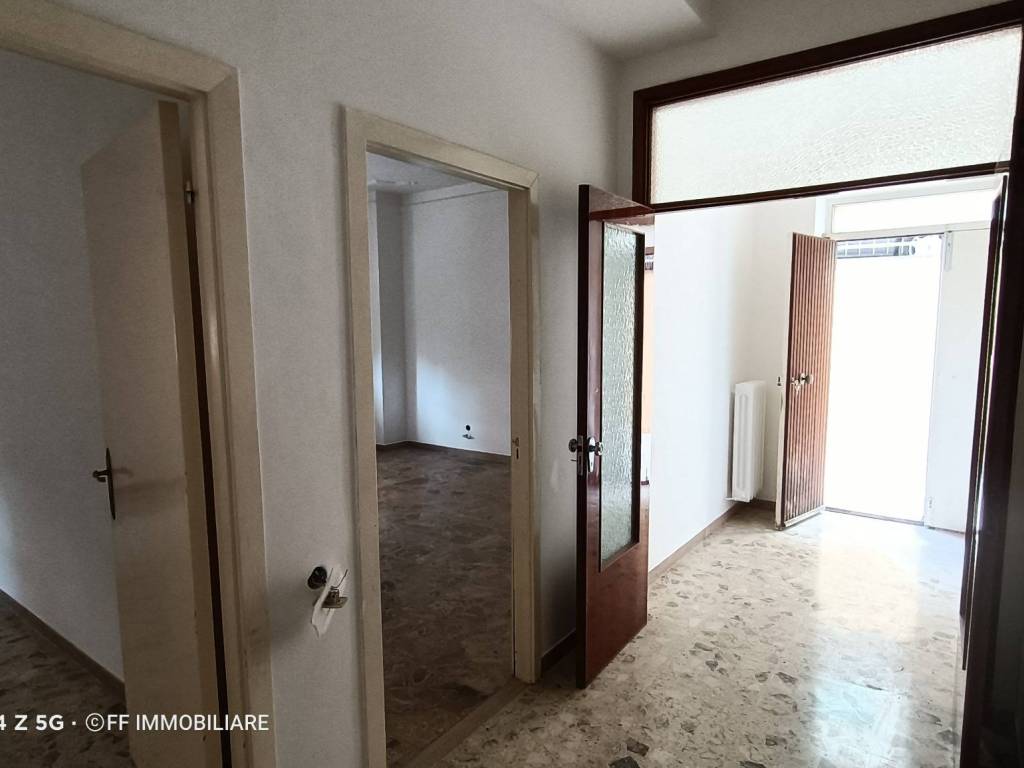 appartamento in vendita a Recanati in zona Santa Lucia