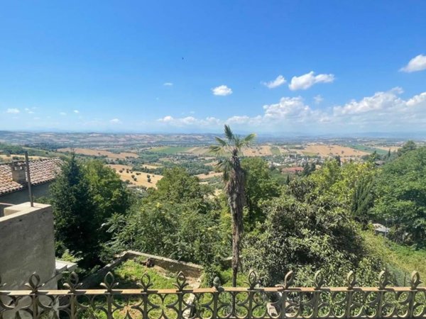 casa indipendente in vendita a Recanati