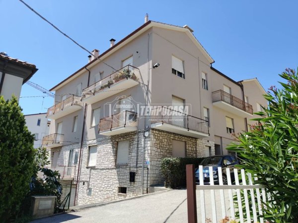 appartamento in vendita a Recanati in zona Le Grazie