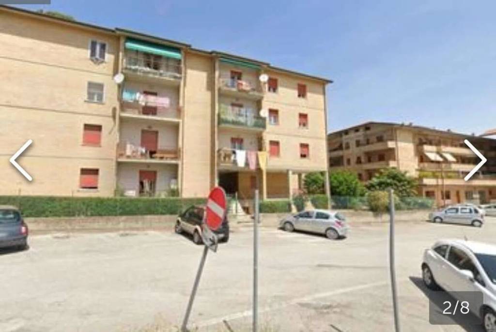 appartamento in vendita a Recanati in zona Santa Lucia