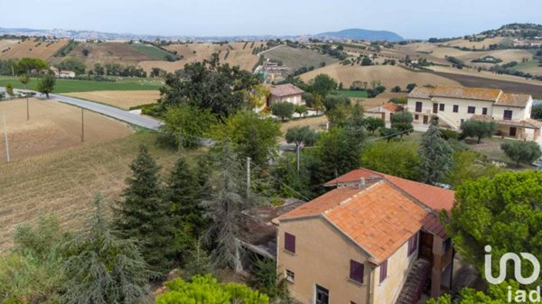 casa indipendente in vendita a Recanati