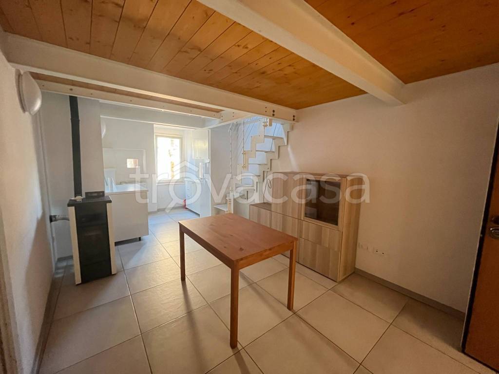 appartamento in vendita a Recanati in zona Santa Lucia