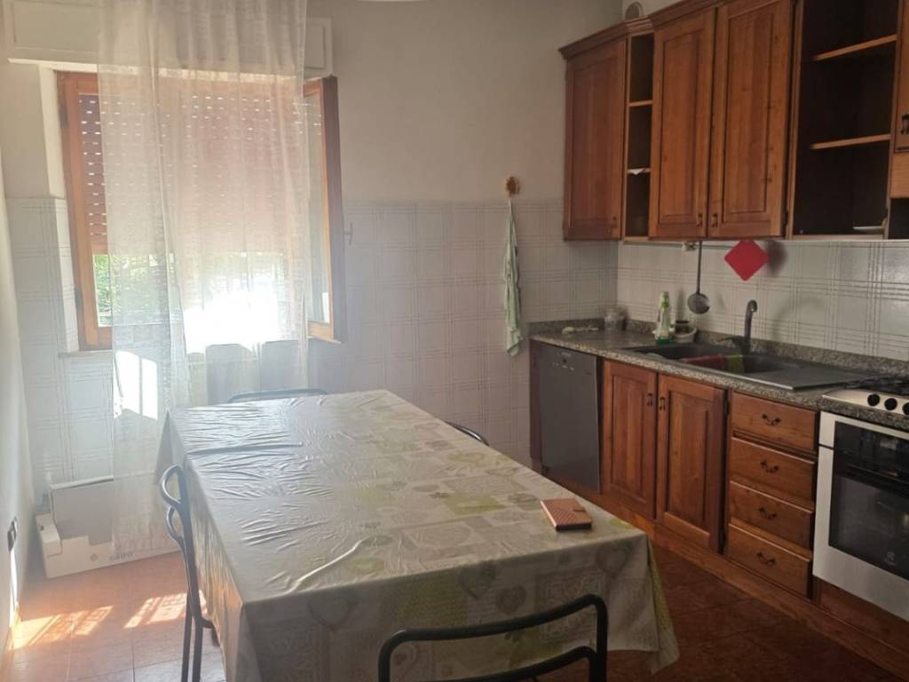 appartamento in vendita a Recanati in zona Santa Lucia