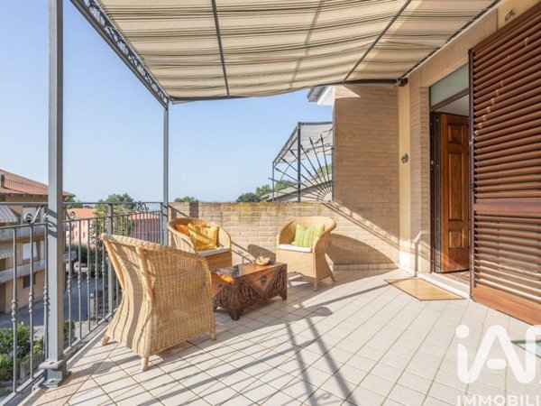 casa indipendente in vendita a Recanati