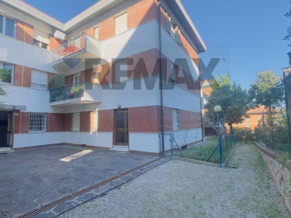 appartamento in vendita a Recanati in zona Santa Lucia