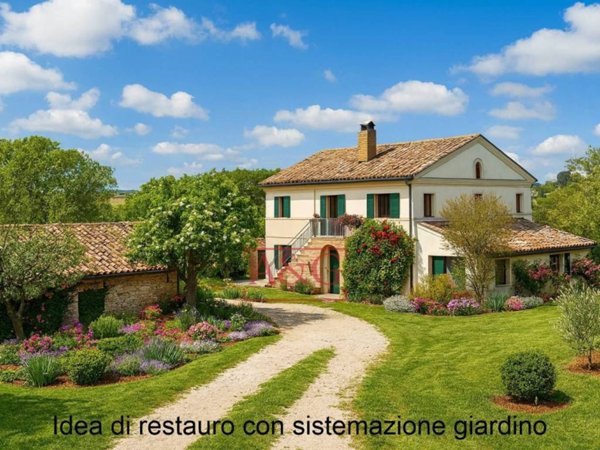 casa indipendente in vendita a Recanati in zona Montefiore