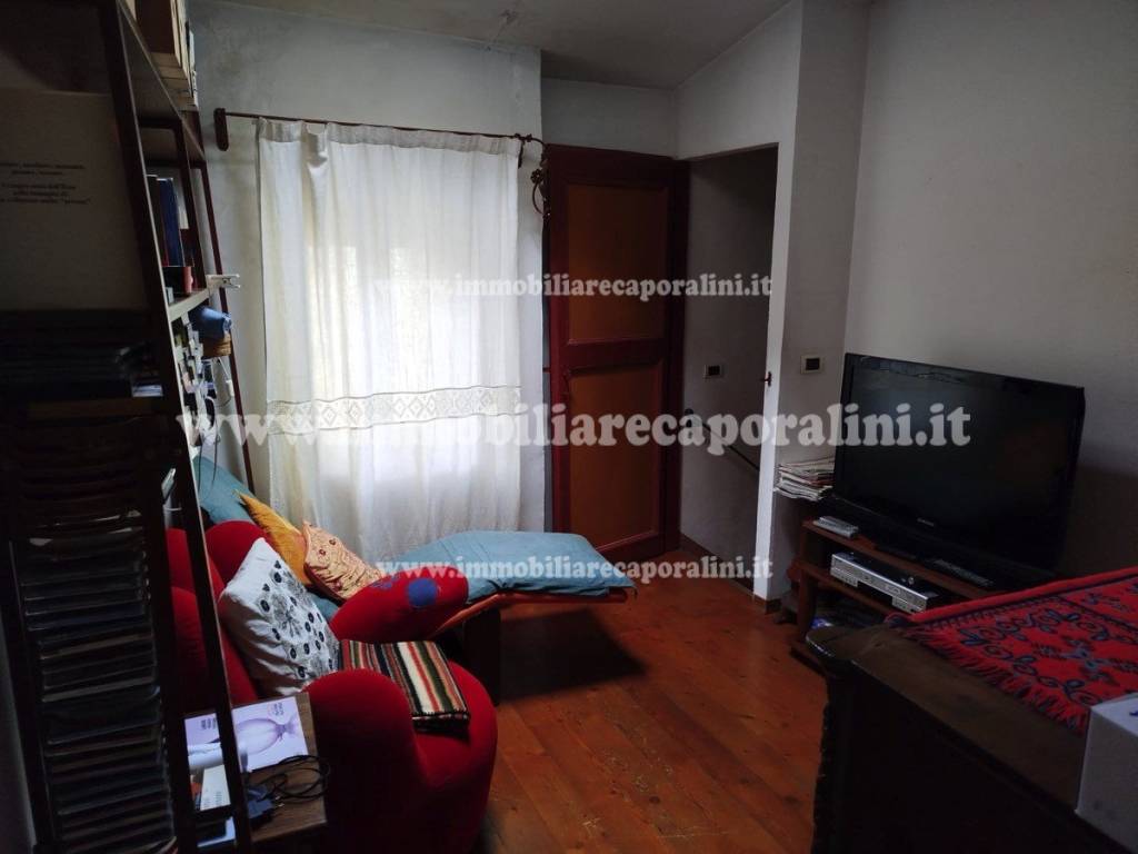 casa indipendente in vendita a Recanati