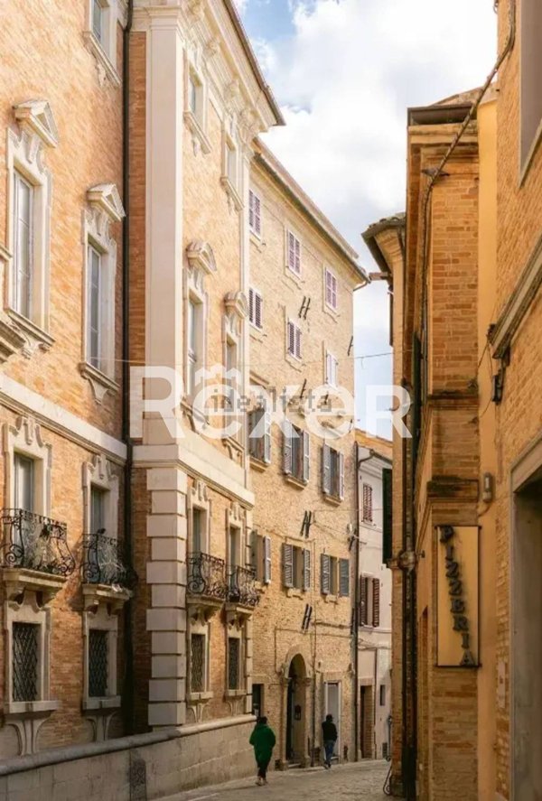 appartamento in vendita a Recanati in zona Castelnuovo