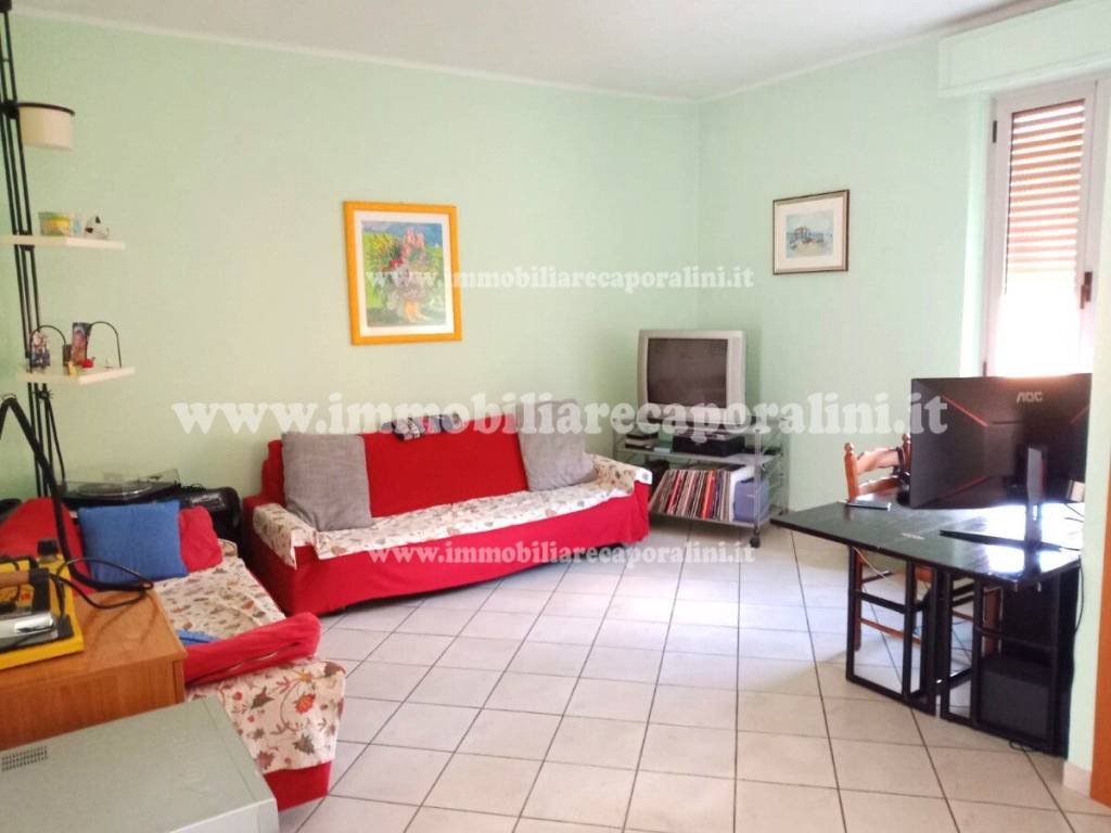 casa indipendente in vendita a Recanati