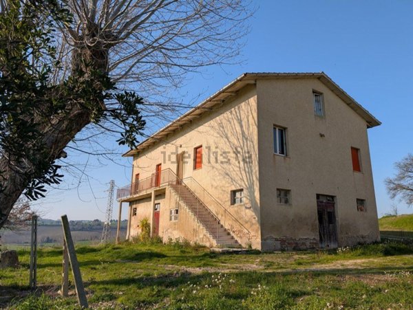casa indipendente in vendita a Recanati