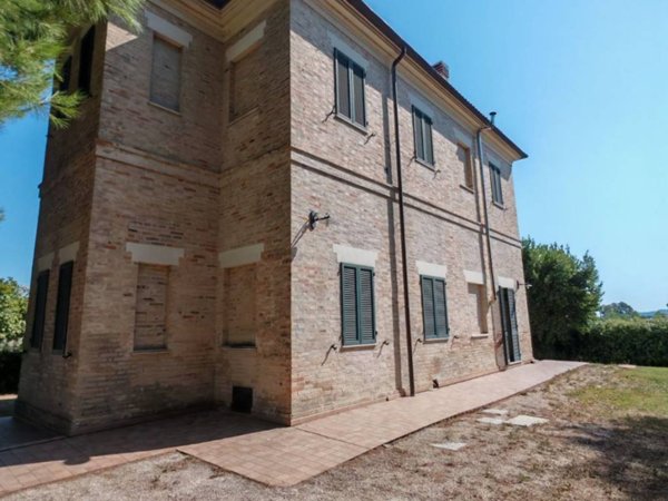 casa indipendente in vendita a Recanati