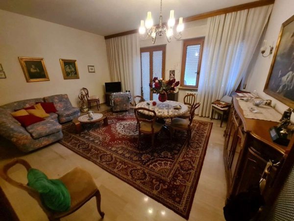 appartamento in vendita a Recanati in zona Santa Lucia