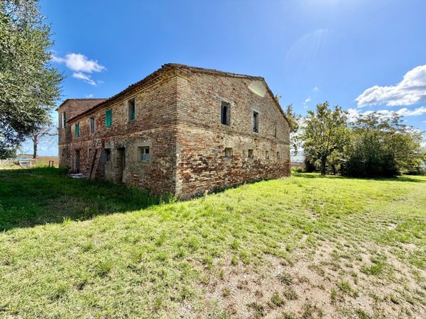casa indipendente in vendita a Recanati