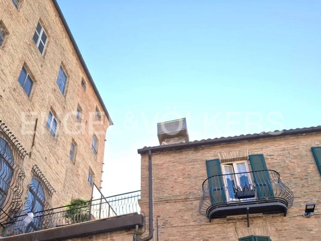 appartamento in vendita a Recanati in zona Castelnuovo