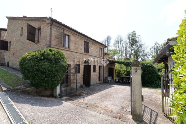 quadrivano in vendita a Ripe San Ginesio