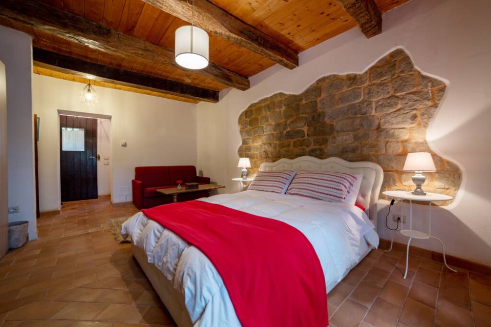 casa indipendente in vendita a San Ginesio