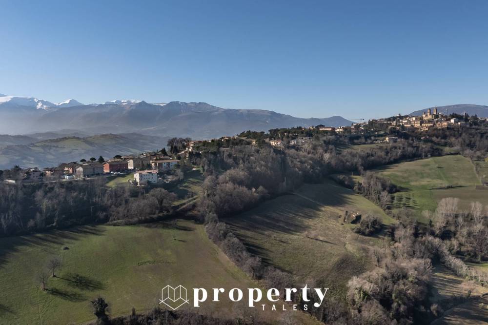 casa indipendente in vendita a San Ginesio