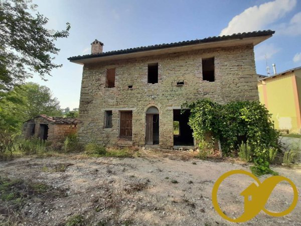casa indipendente in vendita a San Ginesio